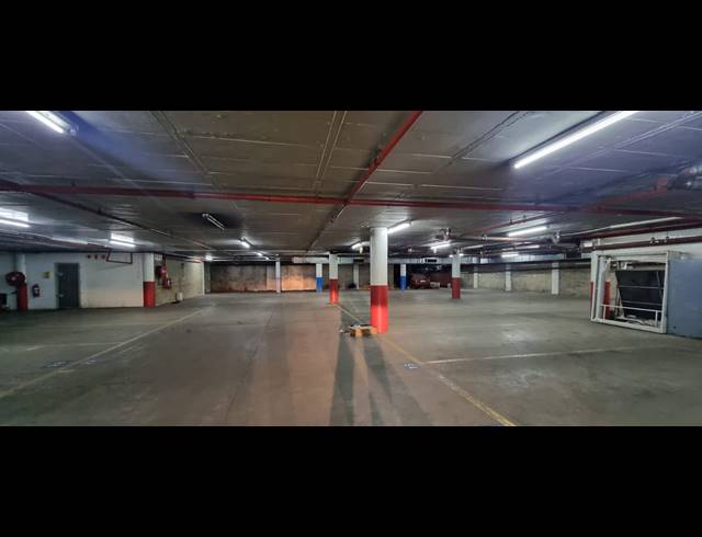 5,100M² WAREHOUSE FOR SALE IN LA ROCHELLE